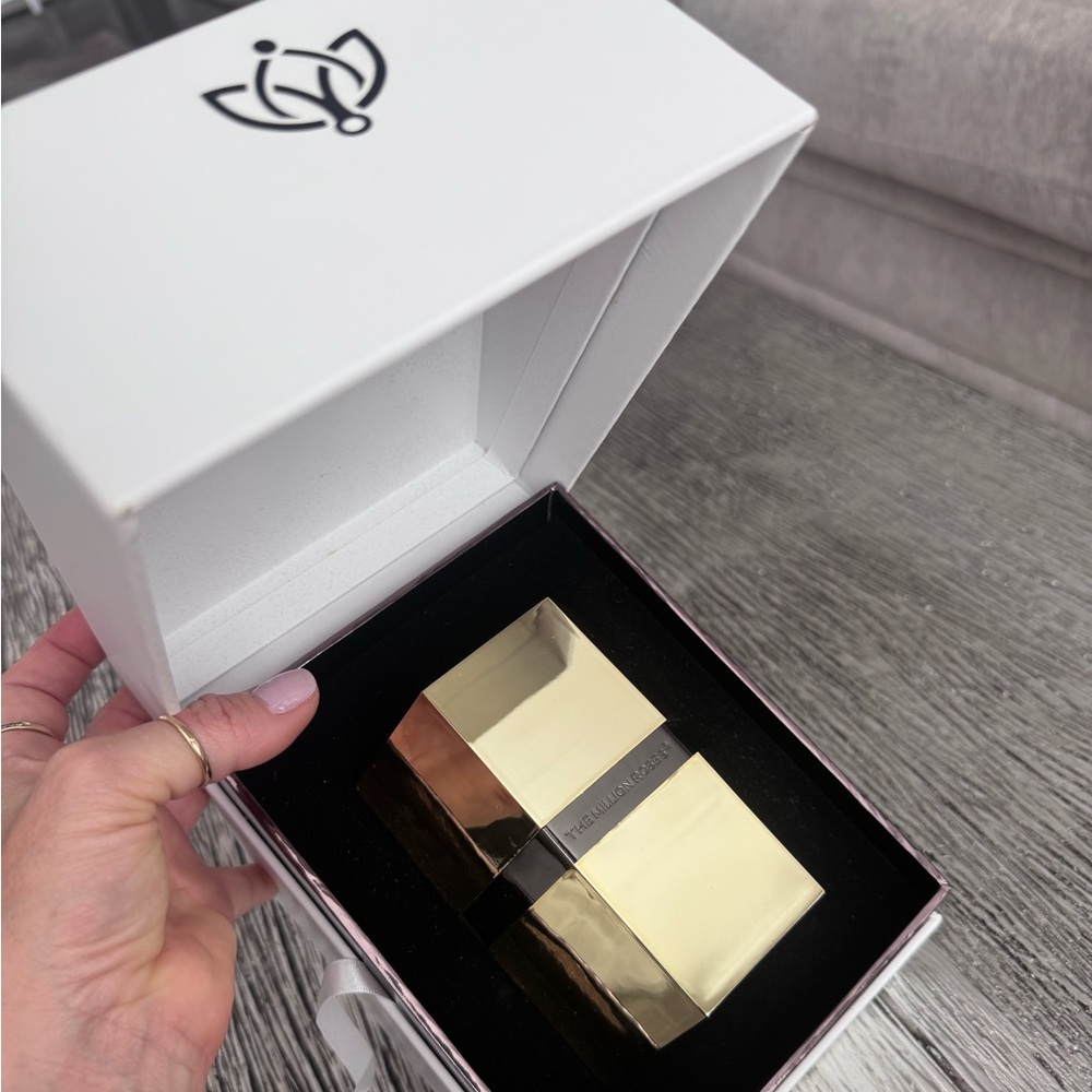 The Million Roses: Peach & Gold Mini Roses ✨ - Picture 10 of 10